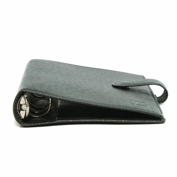 Authentic Louis Vuitton Black Taiga Agenda MM notebook - Picture 5 of 12